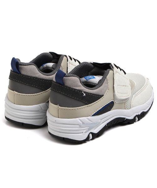 BREEZE（ブリーズ）の「トドラーハイテクスニーカー（スニーカー・キッズ・オフホワイト/グレー/ブラック・20/17/19/21/16/18）」の14枚目の写真