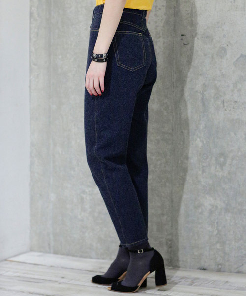 SOMETHING(サムシング)の「【WEB限定】SOMETHING/W FRONT ROOMY SLIM(デニムパンツ・レディース・ライトブルー/インディゴブルー/ブルー・MEDIUM/SMALL)」の10枚目の写真