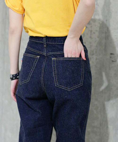 SOMETHING(サムシング)の「【WEB限定】SOMETHING/W FRONT ROOMY SLIM(デニムパンツ・レディース・ライトブルー/インディゴブルー/ブルー・MEDIUM/SMALL)」の12枚目の写真