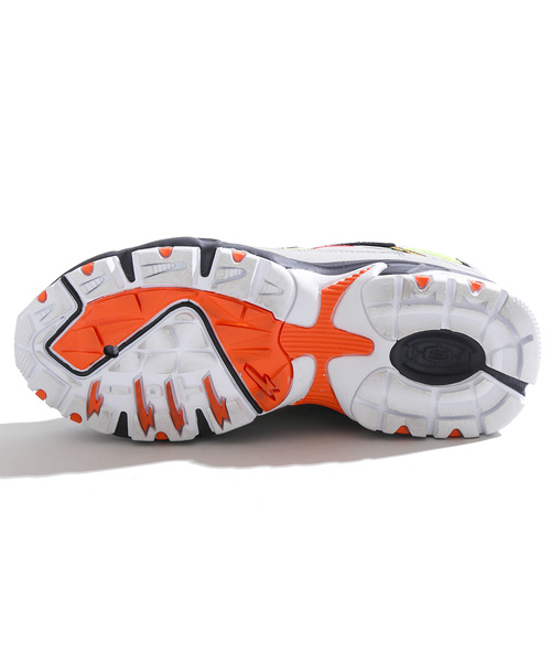 SKECHERS(スケッチャーズ)の「WEGO/SKECHERS STAMINA-CUTBACK(スニーカー・メンズ・グレー・MEDIUM/LARGE/X-LARGE)」の5枚目の写真