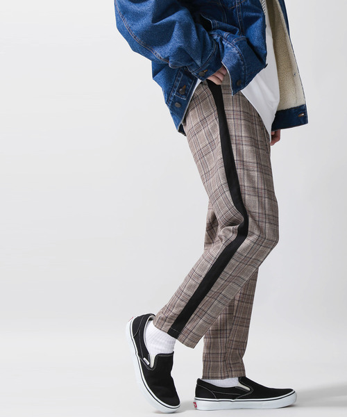 WEGO（ウィゴー）の「WEGO/サイドライン起毛チェックペグトップパンツ（その他パンツ・メンズ・ブラック系その他2/ブラウン系その他2・MEDIUM/LARGE）」の7枚目の写真