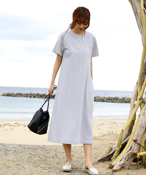 n'ee-ne（ネーネ）の「サイドプリーツワンピース半袖＆フレンチスリーブ（ワンピース・レディース・ブラック/ベージュ/ブルー/杢グレー/ブラック系その他/ベージュ系その他/グレー系その他・FREE）」の20枚目の写真