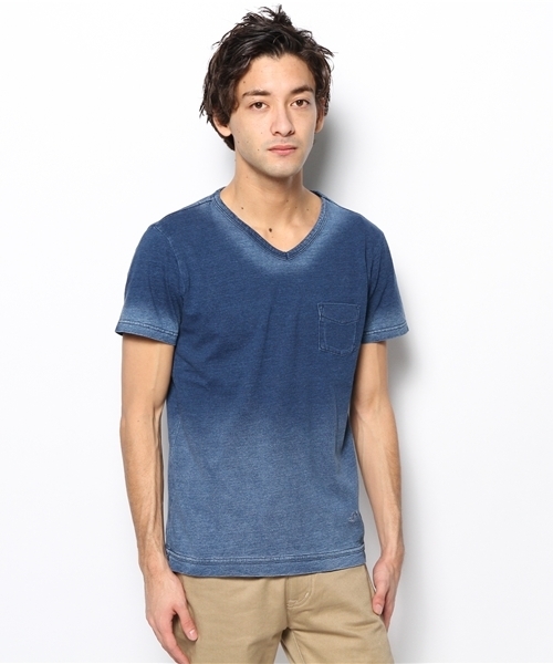 PLST(プラステ)の「Men インディゴ半袖カットソー(Tシャツ/カットソー・メンズ・インディゴブルー・LARGE/X-LARGE/SMALL/MEDIUM)」の2枚目の写真