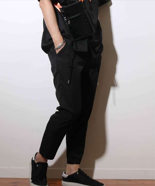 YARD PLUS(ヤードプリュス)の「【MB LABO×YARD PLUS】 テーパードスナップスラックス(スラックス・メンズ・ブラック・LARGE/MEDIUM)」の5枚目の写真