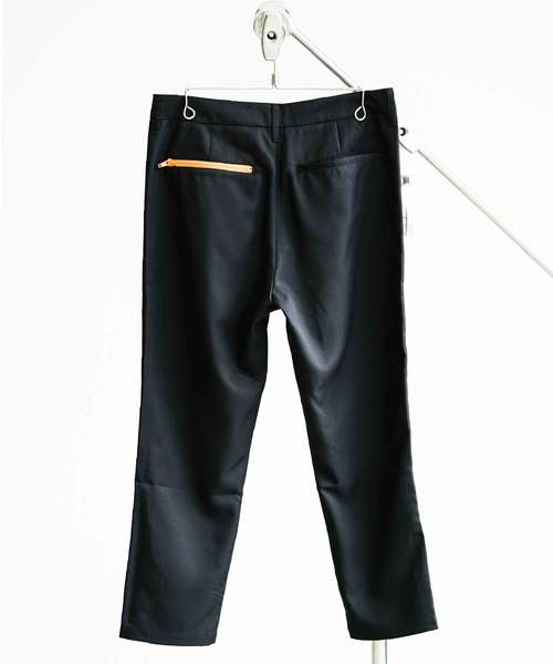 YARD PLUS(ヤードプリュス)の「【MB LABO×YARD PLUS】 テーパードスナップスラックス(スラックス・メンズ・ブラック・LARGE/MEDIUM)」の3枚目の写真