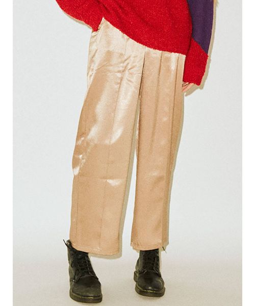 jouetie(ジュエティ)の「サテンストレートパンツ(その他パンツ・レディース・ブラック/ベージュ/ブルー/ミント/クリア・MEDIUM)」の1枚目の写真