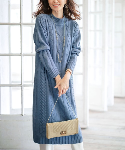 BELLUNA PLUS（ベルーナ）の「ケーブル柄ロング丈ニットワンピース（ワンピース・レディース・チャコールグレー/ピンクベージュ/ピンク系その他/ライラック/アイボリー/杢グレー/オフホワイト/スモークピンク/ブラウン系その他/ヘザーグレー/ブラック/チャコール/ワイン/グレー/ブルー/カーキ・MEDIUM/LARGE/X-LARGE/XXXX-LARGE/XXX-LARGE/XX-LARGE/SMALL）」の12枚目の写真