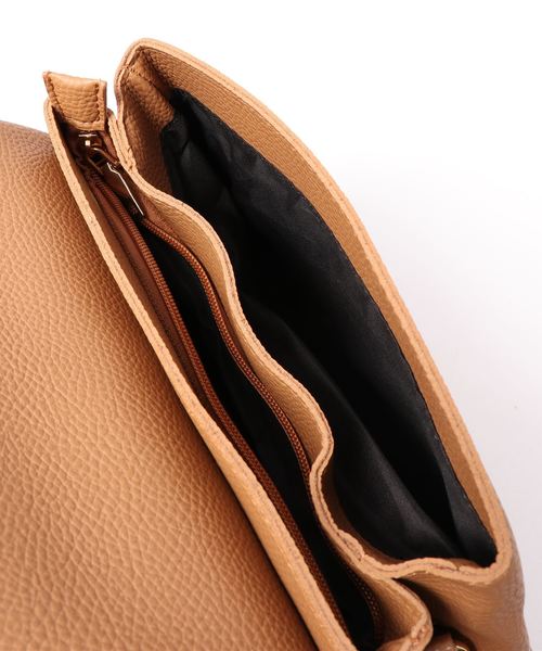 florist（フローリスト）の「【2way】口折れフラップの台形ショルダーバッグ（ショルダーバッグ・レディース・ホワイト/ブラック/ベージュ/ピンク/モカ/キャメル/ワイン・FREE）」の10枚目の写真
