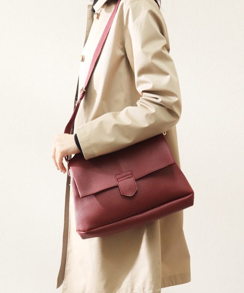 florist（フローリスト）の「【2way】口折れフラップの台形ショルダーバッグ（ショルダーバッグ・レディース・ホワイト/ブラック/ベージュ/ピンク/モカ/キャメル/ワイン・FREE）」の7枚目の写真