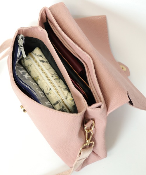 florist（フローリスト）の「【2way】口折れフラップの台形ショルダーバッグ（ショルダーバッグ・レディース・ホワイト/ブラック/ベージュ/ピンク/モカ/キャメル/ワイン・FREE）」の14枚目の写真