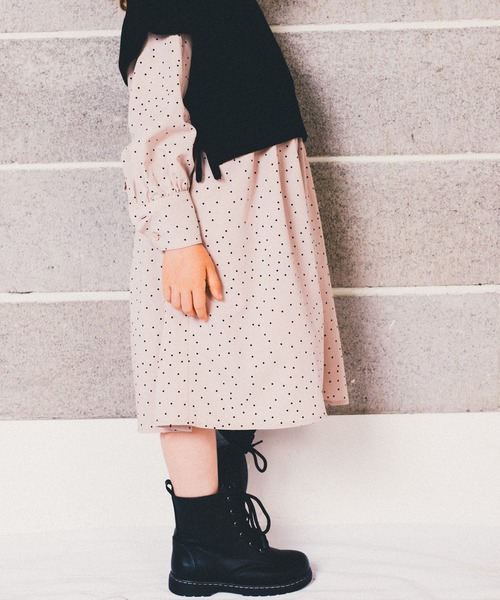 BRANSHES(ブランシェス)の「ドット柄長袖シャツワンピース(ワンピース・キッズ・ライトベージュ/ブラック・90cm/150cm/110cm/130cm/120cm/100cm/140cm)」の7枚目の写真