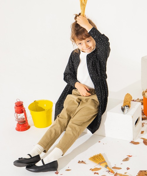 BRANSHES(ブランシェス)の「ドット柄長袖シャツワンピース(ワンピース・キッズ・ライトベージュ/ブラック・90cm/150cm/110cm/130cm/120cm/100cm/140cm)」の11枚目の写真