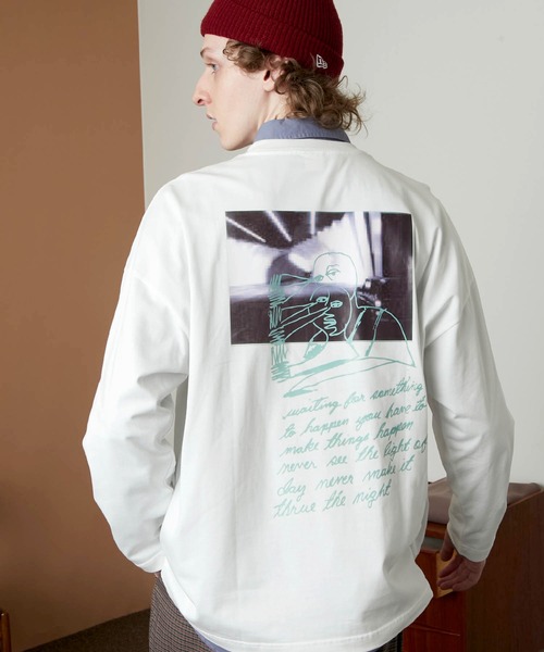 Mark Gonzales（マーク・ゴンザレス）の「Mark Gonzales/マークゴンザレス EMMA CLOTHES別注 ビッグシルエットロゴ刺繍×バックプリント 長袖 Tee（Tシャツ/カットソー・メンズ・ベージュ系その他/グリーン系その他/ホワイト系その他2/ホワイト系その他3/ブラック系その他2/ブラック系その他3/ベージュ系その他2/ベージュ系その他3/グリーン系その他2/グリーン系その他3/ホワイト系その他/ブラック系その他/ホワイト系その他4/ブルー系その他/ブルー/ダークグレー/グレー系その他/ブラック系その他4・M/L）」の4枚目の写真