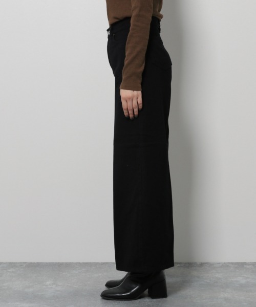 PAGEBOY（ページボーイ）の「【SOMETHING × PAGEBOY】別注DOLL FLARE（デニムパンツ・レディース・ブラック/インディゴブルー・25inch/26inch）」の12枚目の写真