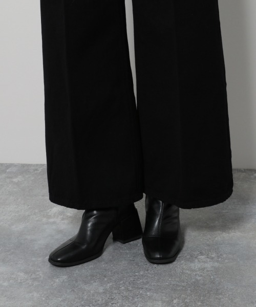 PAGEBOY（ページボーイ）の「【SOMETHING × PAGEBOY】別注DOLL FLARE（デニムパンツ・レディース・ブラック/インディゴブルー・25inch/26inch）」の14枚目の写真