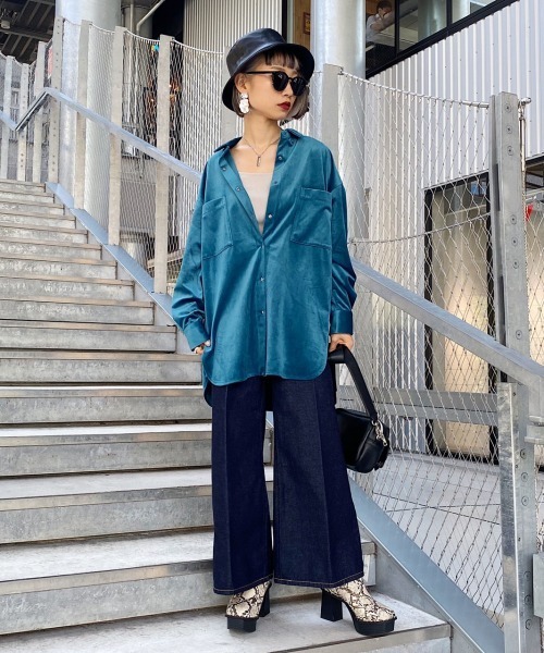 PAGEBOY（ページボーイ）の「【SOMETHING × PAGEBOY】別注DOLL FLARE（デニムパンツ・レディース・ブラック/インディゴブルー・25inch/26inch）」の8枚目の写真