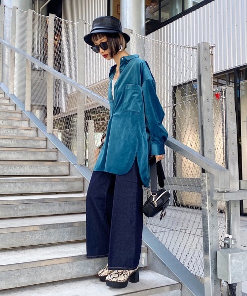 PAGEBOY（ページボーイ）の「【SOMETHING × PAGEBOY】別注DOLL FLARE（デニムパンツ・レディース・ブラック/インディゴブルー・25inch/26inch）」の13枚目の写真