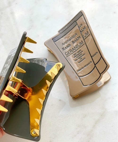 THEATRE PRODUCTS（シアタープロダクツ）の「COSMETIC TUBE HAIR