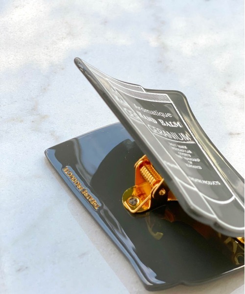 THEATRE PRODUCTS（シアタープロダクツ）の「COSMETIC TUBE HAIR CLIP / THEATRE PRODUCTS（バレッタ/ヘアクリップ・レディース・グレー/アイボリー/パープル/ホワイト・FREE）」の5枚目の写真