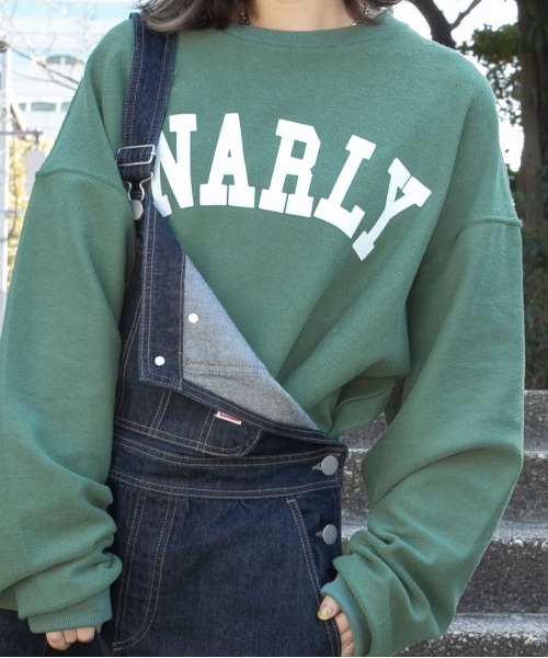 PairPair（ペアペア）の「ヘビーウェイトBIGロゴスウェット(ユニセックス)（スウェット・メンズ・ライトグレー/グリーン/スミクロ・MEDIUM/LARGE）」の15枚目の写真