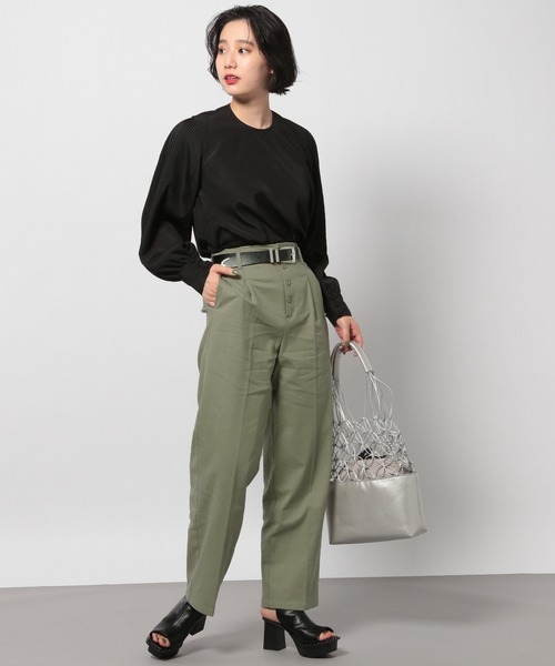 PAGEBOY(ページボーイ)の「リネンコンフロントボタンパンツ(その他パンツ・レディース・ブラック/オリーブ/グレイッシュベージュ・FREE)」の17枚目の写真