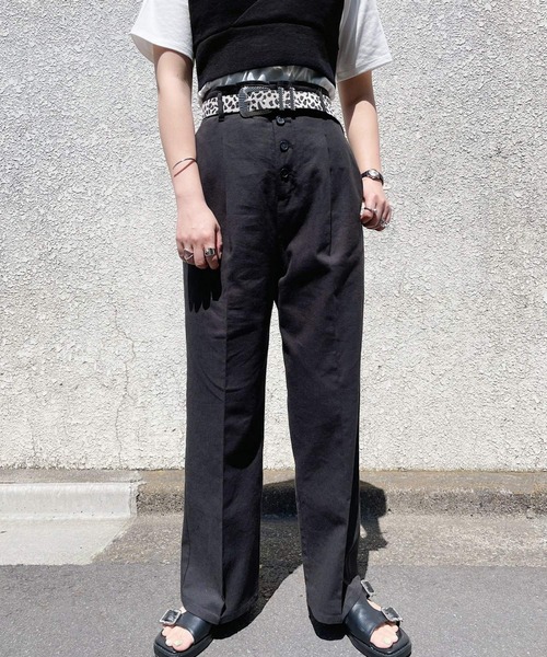 PAGEBOY(ページボーイ)の「リネンコンフロントボタンパンツ(その他パンツ・レディース・ブラック/オリーブ/グレイッシュベージュ・FREE)」の4枚目の写真