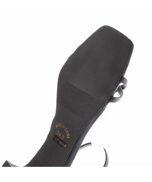 Fin（フィン）の「スクエアトゥセットバックヒールサンダル【低反発スポンジ入り】（サンダル・レディース・ブラック/キャメル/カーキ/ベージュ/ブロンズ・22.5cm/23.5cm/23cm/24.5cm/24cm）」の7枚目の写真