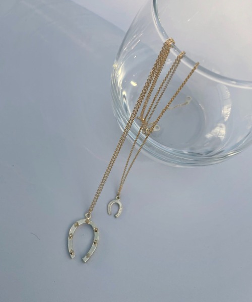 mystic（ミスティック）の「[eau un bijou] s.hoof(necklace)（ネックレス・レディース・ゴールド・ONE SIZE）」の6枚目の写真