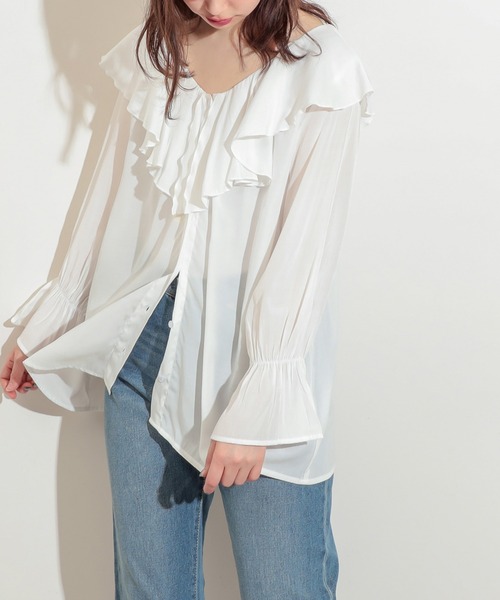 natural couture(ナチュラルクチュール)の「ラッフルVネックキャンディスリーブブラウス(シャツ/ブラウス・レディース・ブラック/ベージュ/オフホワイト・FREE)」の19枚目の写真