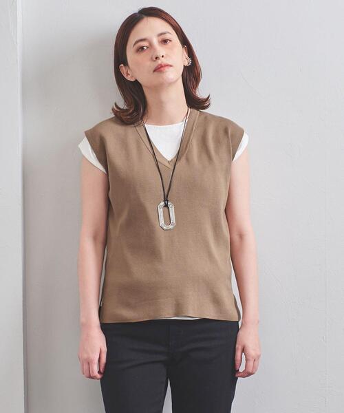 UNITED ARROWS（ユナイテッドアローズ）の「UWCC C Vネック キャップスリーブ ニット◆（ニット/セーター・レディース・ベージュ/オレンジ/ダークグレー・FREE）」の9枚目の写真