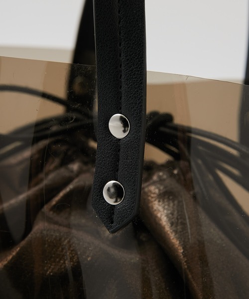 COLONY 2139（コロニートゥーワンスリーナイン）の「巾着付きクリアトートバッグ（トートバッグ・レディース・ホワイト/ブラック/ブラウン/クリア・FREE）」の10枚目の写真