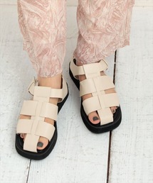 グルカサンダル