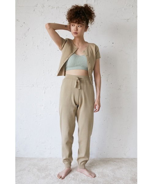 SLY(スライ)の「Sly Skin SOFT COTTON RIB BRA ソフト コットン リブ ブラ(ルームウェア/パジャマ・レディース・アイボリー/ライトパープル/ライトグリーン/ブラック・2/1)」の17枚目の写真