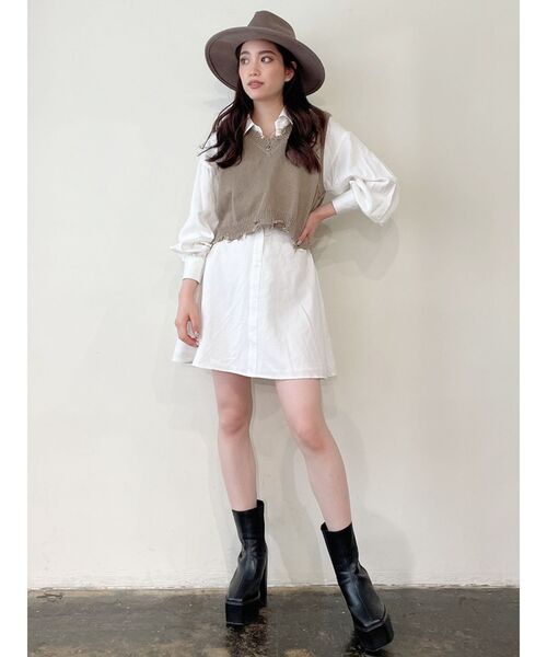 GYDA（ジェイダ）の「Vネックグラインダーニットベスト（ベスト・レディース・ブラック/ベージュ・FREE）」の7枚目の写真