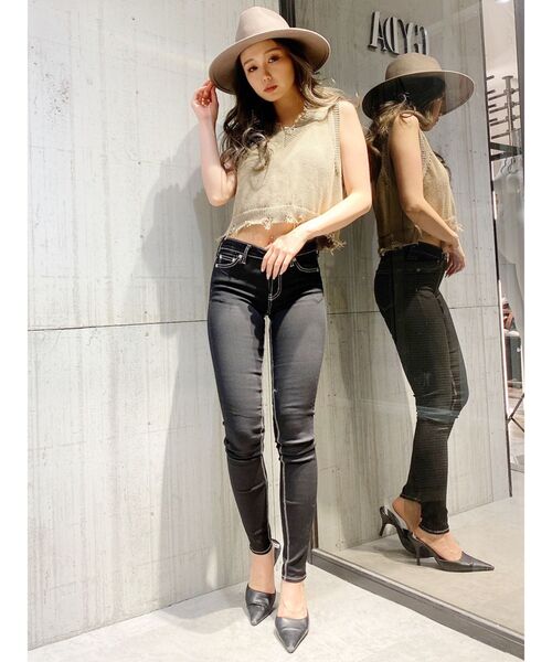 GYDA（ジェイダ）の「Vネックグラインダーニットベスト（ベスト・レディース・ブラック/ベージュ・FREE）」の13枚目の写真