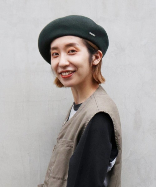 OVERRIDE（オーバーライド）の「OVERRIDE BASQUE BASIC BERET（ハンチング/ベレー帽・レディース・ホワイト/グレー/ネイビー/ダークグレー/ベージュ/グリーン/ブラック/イエロー・M/57.5cm/L 59cm）」の10枚目の写真