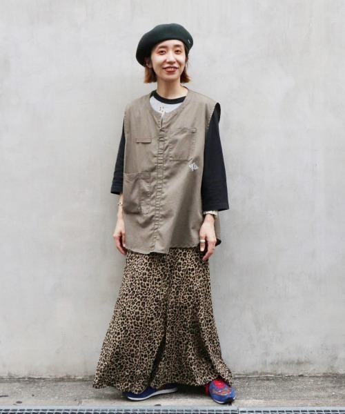 OVERRIDE（オーバーライド）の「OVERRIDE BASQUE BASIC BERET（ハンチング/ベレー帽・レディース・ホワイト/グレー/ネイビー/ダークグレー/ベージュ/グリーン/ブラック/イエロー・M/57.5cm/L 59cm）」の9枚目の写真