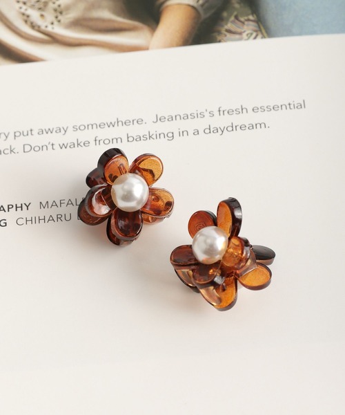 Me%（ミィパーセント）の「☆2点セット☆ハナパールチビクリップ2（バレッタ/ヘアクリップ・レディース・ブラック/ダークブラウン/アイボリー/その他・FREE）」の3枚目の写真
