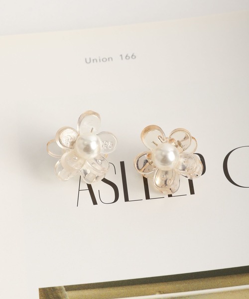 Me%（ミィパーセント）の「☆2点セット☆ハナパールチビクリップ2（バレッタ/ヘアクリップ・レディース・ブラック/ダークブラウン/アイボリー/その他・FREE）」の2枚目の写真