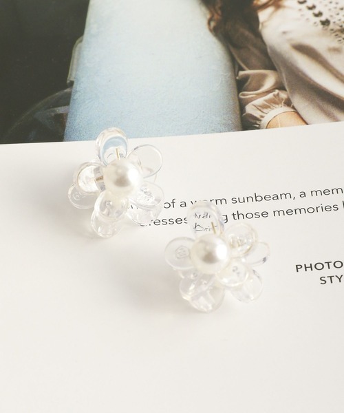 Me%（ミィパーセント）の「☆2点セット☆ハナパールチビクリップ2（バレッタ/ヘアクリップ・レディース・ブラック/ダークブラウン/アイボリー/その他・FREE）」の17枚目の写真