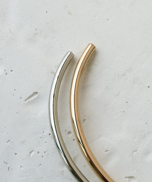 GOLDY（ゴールディ）の「ラウンド カーブ ネックカフ（ネックレス・レディース・シルバー/ゴールド・FREE）」の7枚目の写真