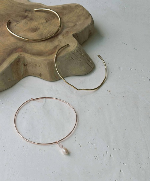 GOLDY（ゴールディ）の「ラウンド カーブ ネックカフ（ネックレス・レディース・シルバー/ゴールド・FREE）」の10枚目の写真