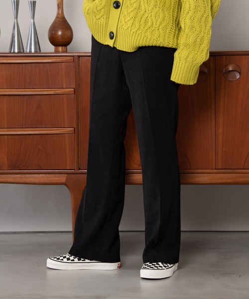 Auntie Rosa Holiday(アンティローザホリデー)の「センタープレスフレアスラックス(スラックス・レディース・ブラック/ネイビー/アイボリー/イエロー・SMALL/MEDIUM)」の7枚目の写真