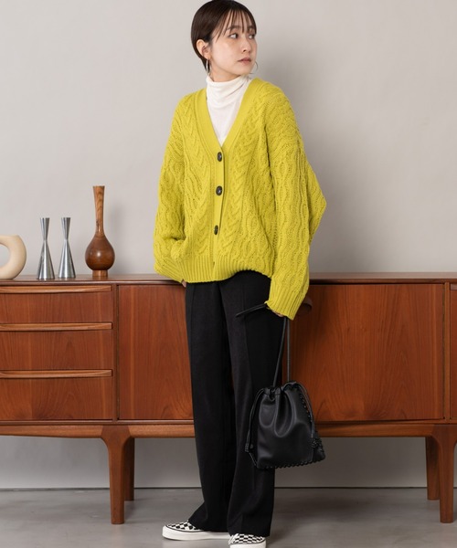 Auntie Rosa Holiday(アンティローザホリデー)の「センタープレスフレアスラックス(スラックス・レディース・ブラック/ネイビー/アイボリー/イエロー・SMALL/MEDIUM)」の22枚目の写真