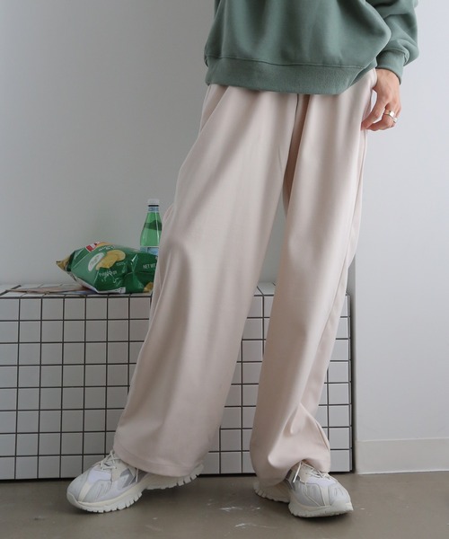 TUTTU(トゥトゥ)の「ルーズストレートシルエットパンツ(その他パンツ・メンズ・ブラウン/オフホワイト/ブラック・M/L)」の2枚目の写真