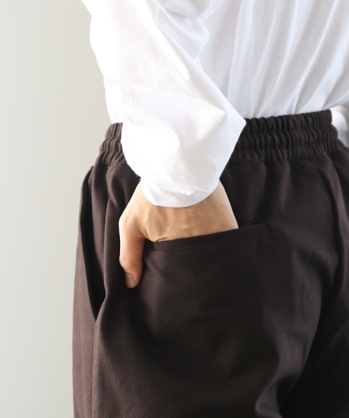 TUTTU(トゥトゥ)の「ルーズストレートシルエットパンツ(その他パンツ・メンズ・ブラウン/オフホワイト/ブラック・M/L)」の12枚目の写真