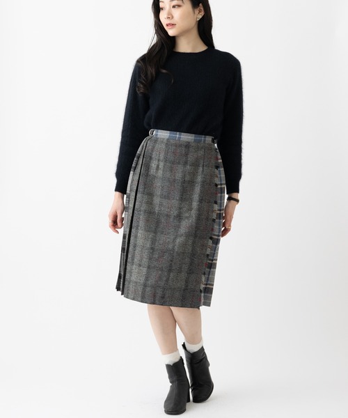 O'NEIL of DUBLIN(オニールオブダブリン)の「O'Neil of Dublin 【別注】クラシックモデル パッチワーク コンビネーション キルトスカート スタンダード 66cm(スカート・レディース・ダークブラウン/クリーム/ブラウン/ブラック×グリーン/ベージュ/ブラック系その他/グレー/ブラック系その他2/ブラック/ブルー/ネイビー/ダークブルー/ダークグリーン/アイボリー/オフホワイト/ネイビー系/ダークネイビー/ダークグリーン系・8/12/10/14)」の7枚目の写真