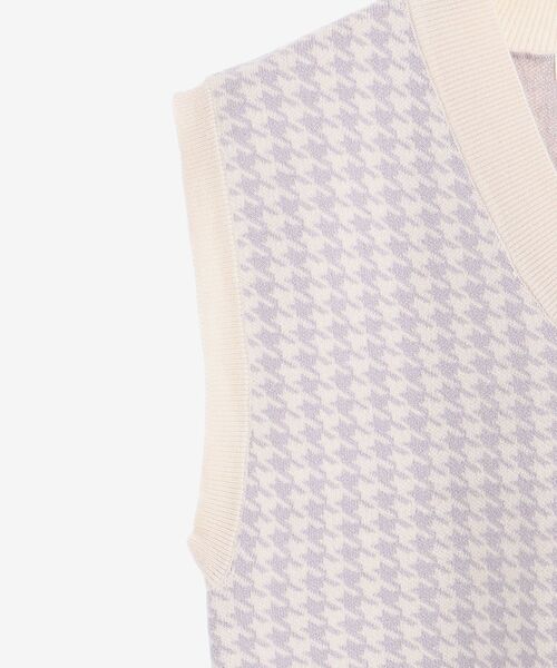 MAJESTIC LEGON（マジェスティックレゴン）の「クラシカルパターンニットベスト（ニット/セーター・レディース・グレー系その他/ブラック系その他・MEDIUM）」の3枚目の写真