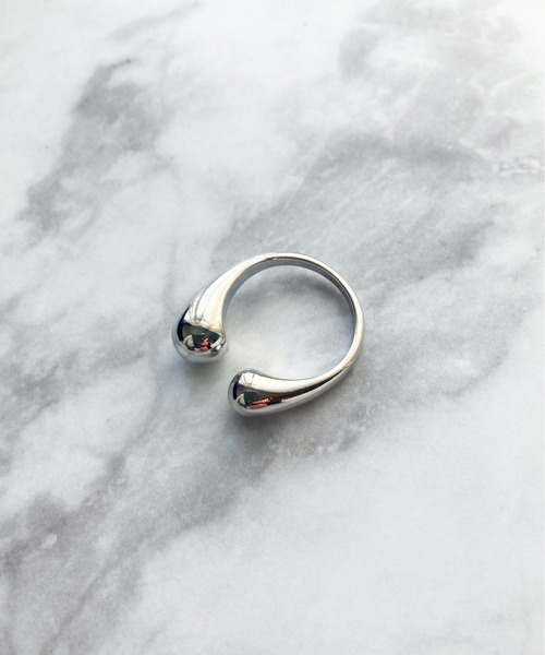 yu-ka（ユーカ）の「YU-KA : ドロップリング（リング・レディース・ゴールド/シルバー・FREE）」の5枚目の写真