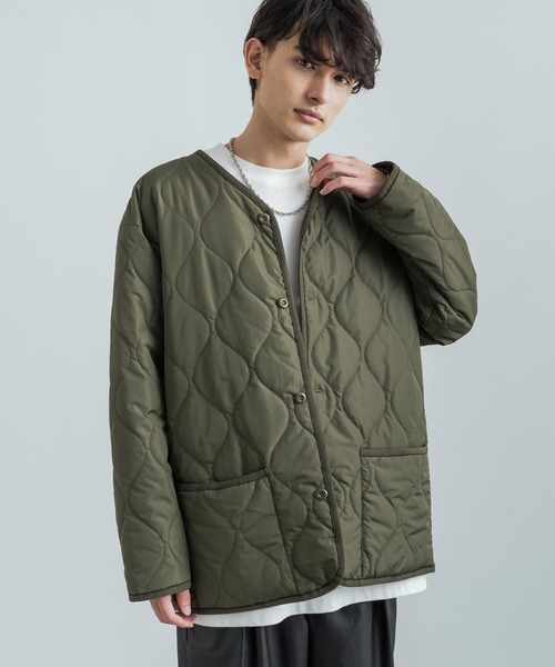 Rocky Monroe（ロッキーモンロー）の「オーバーサイズ 中綿ノーカラーミリタリージャケット フェイクレザー / コーデュロイ / ポリ（ダウンジャケット/コート・メンズ・ブラック/ベージュ/オフホワイト/オリーブ/ブラック系・M/L/XL）」の5枚目の写真